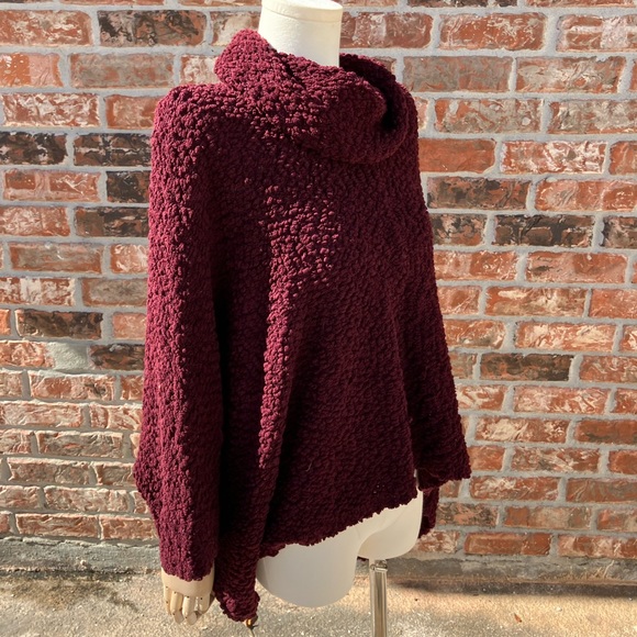 Romeo & Juliet Couture burgundy maroon sweater / XL / Excellent condition - Picture 5 of 17